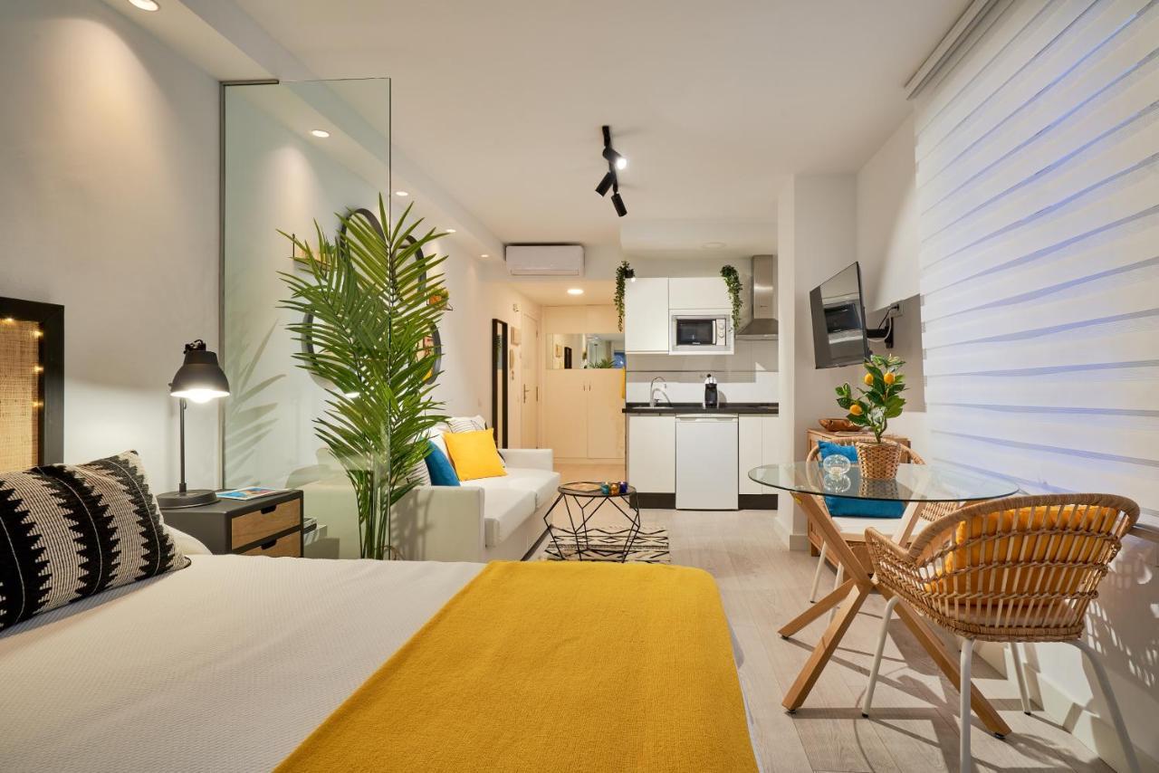 Suite Roca Chica Torremolinos Eksteriør bilde